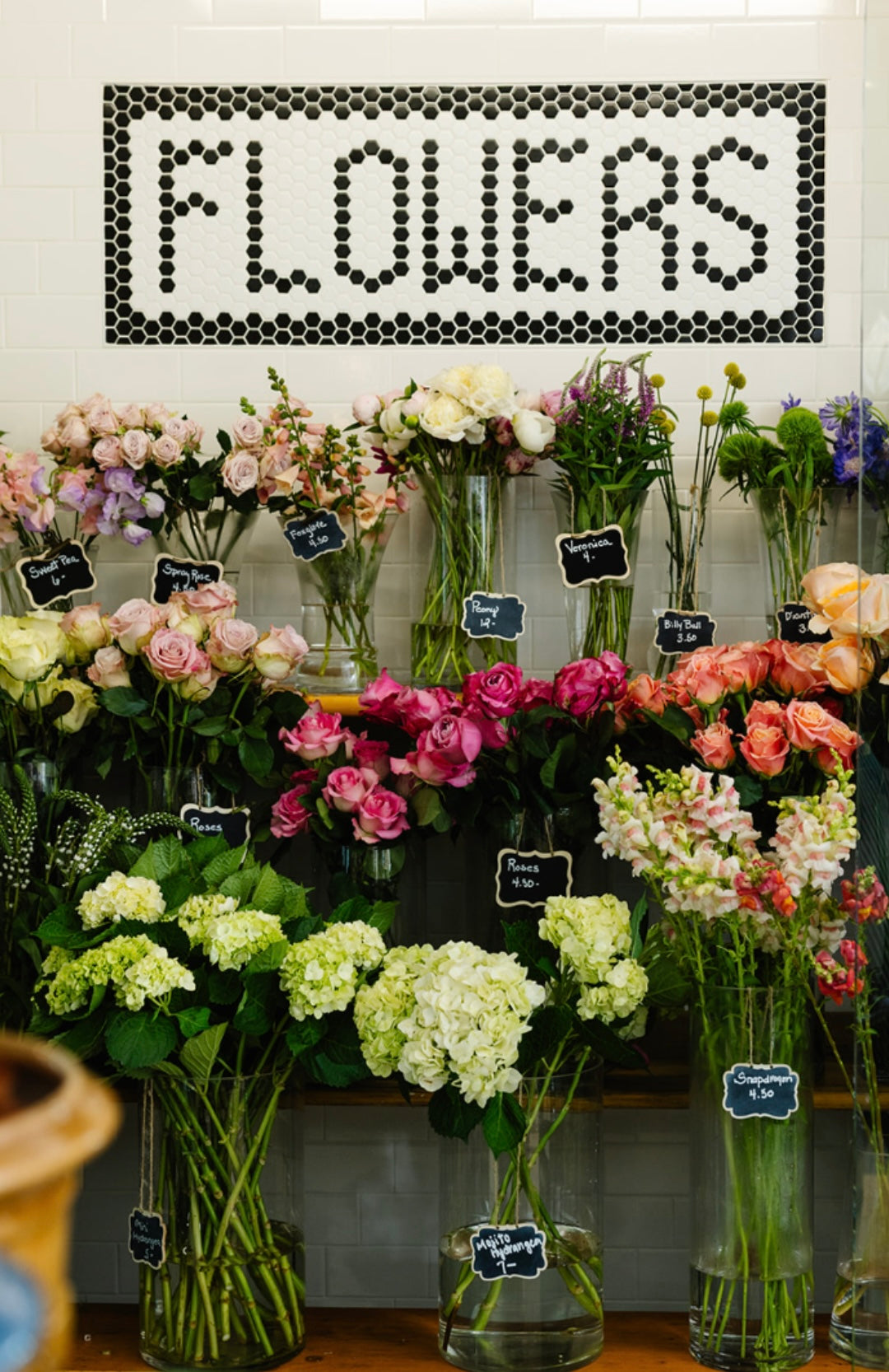 When to Visit the Flower Bar vs. Ordering a Custom Arrangement